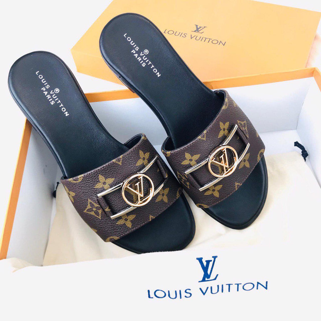 Slippers lv deals