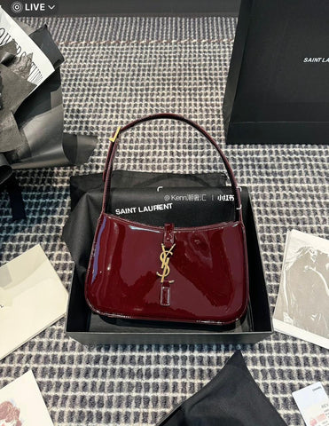 Le5a7 YSL Kelly Shiny Leather Bag