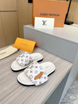 𝐋𝐕 Pillow Comfort Slides