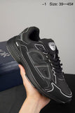 CD B30 Sneakers - Saadstore