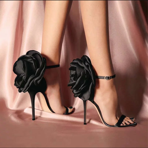 American-style Big Flower  Black High Heels Sandals - Saadstore